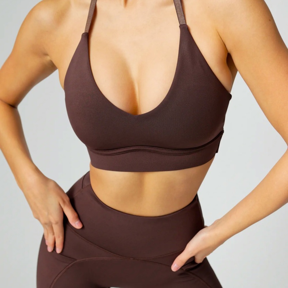 Sultry Sports Bra Medium BuffBunny Brown BNWT
